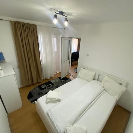 Andi 1-Apartament 2 Camere 伯伊莱海尔库拉内 外观 照片
