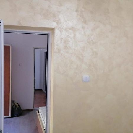 Andi 1-Apartament 2 Camere 伯伊莱海尔库拉内 外观 照片