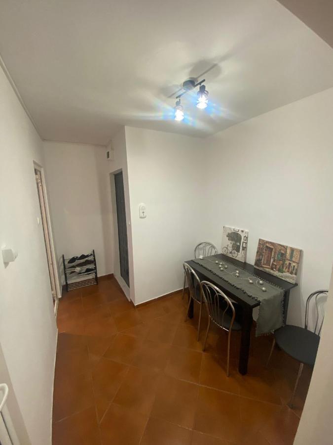 Andi 1-Apartament 2 Camere 伯伊莱海尔库拉内 外观 照片